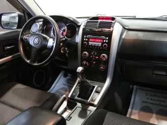 Suzuki Grand Vitara, 2.0 л, МКПП, 2008 фото 7