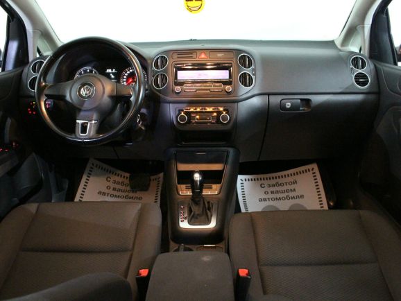 Volkswagen Golf Plus, 1.6 л, Робот, 2011 фото 1