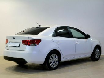 Kia Cerato, 1.6 л, МКПП, 2011 фото 5