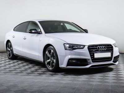 Audi A5, 2.0 л, РКПП, 2015 фото 4