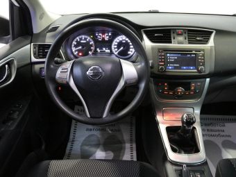 Nissan Tiida, 1.6 л, МКПП, 2015 фото 2