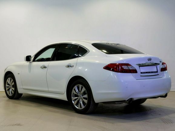 Infiniti M, 3.7 л, АТ, 2012 фото 6
