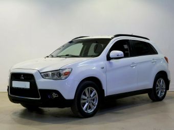 Mitsubishi ASX, 2.0 л, CVT, 2012 фото 3