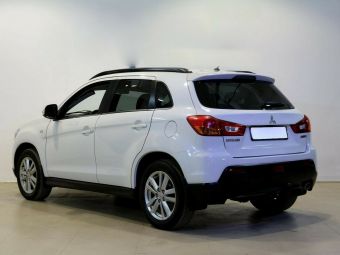 Mitsubishi ASX, 2.0 л, CVT, 2012 фото 6