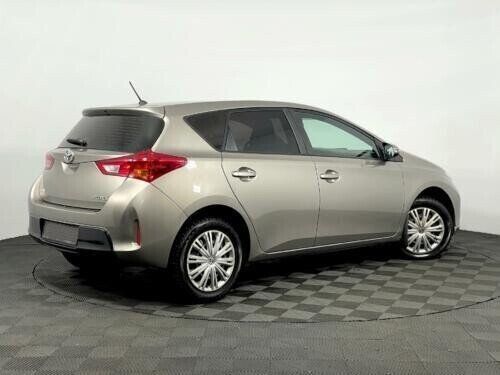 Toyota Auris, 1.6 л, Вариатор, 2014 фото 6