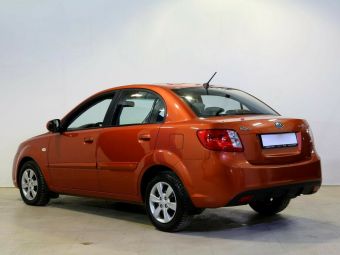 Kia Rio, 1.4 л, АКПП, 2011 фото 5