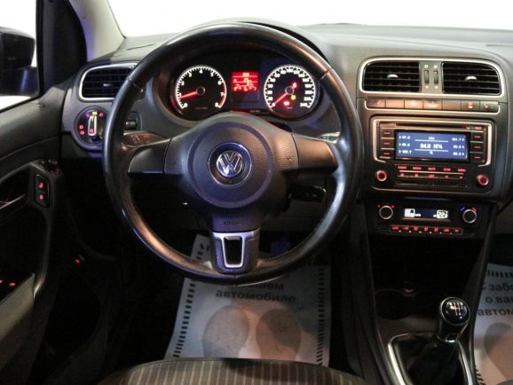 Volkswagen Polo, 1.6 л, МТ, 2013 фото 1