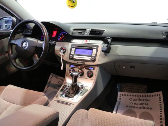 Volkswagen Passat, 2.0 л, Робот, 2008 фото 7