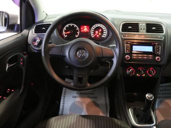 Volkswagen Polo, 1.6 л, МКПП, 2012 фото 2