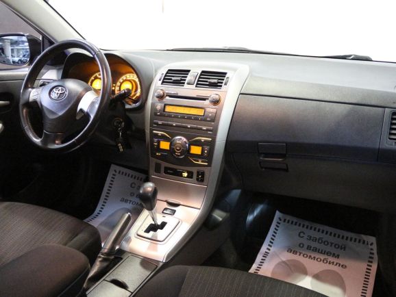 Toyota Corolla, 1.6 л, Робот, 2009 фото 7