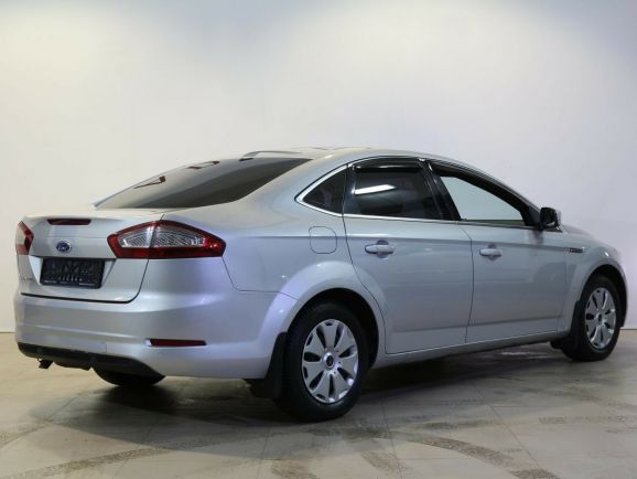 Ford Mondeo, 2.0 л, МТ, 2010 фото 5