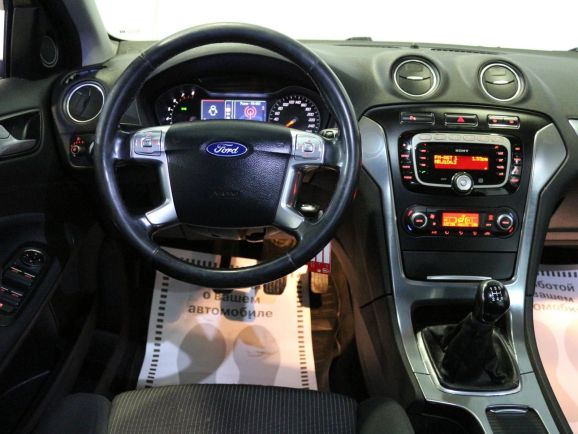 Ford Mondeo, 2.0 л, МТ, 2010 фото 2