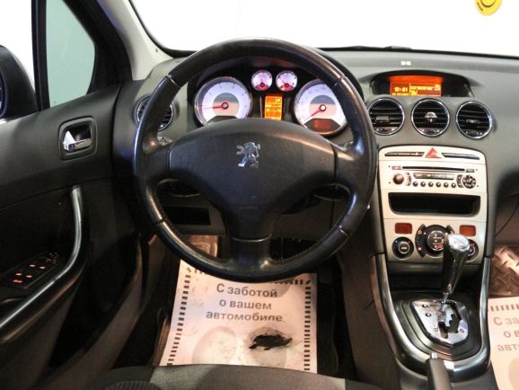 Peugeot 308, 1.6 л, АТ, 2013 фото 2
