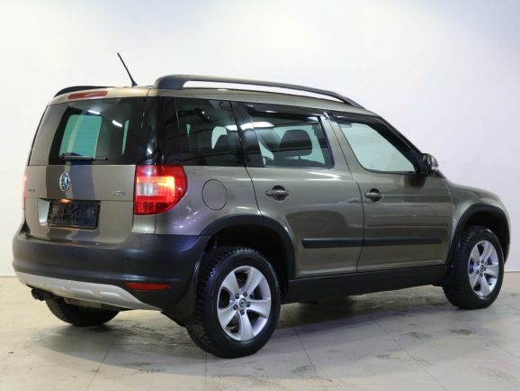 Skoda Yeti, 1.8 л, МТ, 2012 фото 5