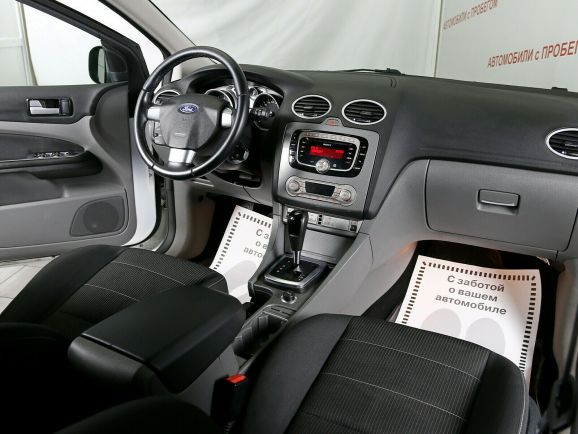 Ford Focus, 2.0 л, АТ, 2010 фото 1