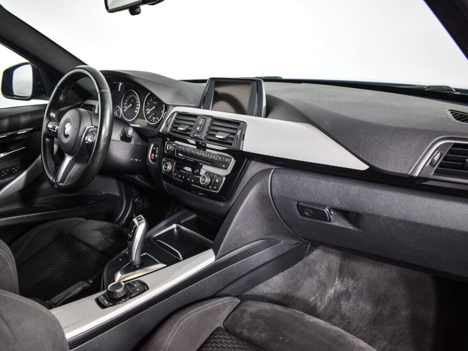 BMW 3 серии, 2.0 л, АТ, 2017 фото 7