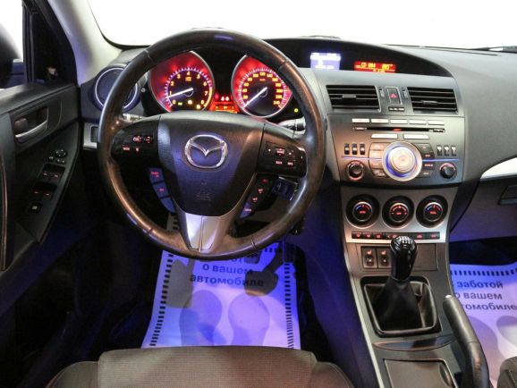 Mazda 3, 2.0 л, МТ, 2010 фото 2