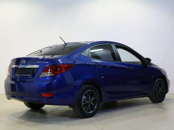 Hyundai Solaris, 1.6 л, АТ, 2012 фото 5