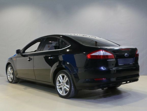 Ford Mondeo, 2.0 л, МТ, 2010 фото 6