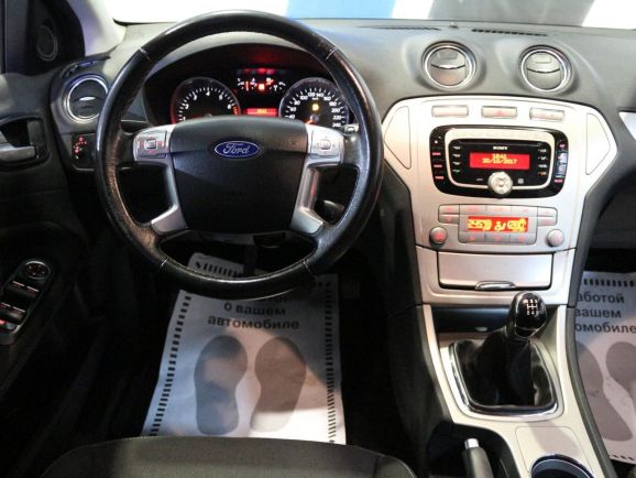 Ford Mondeo, 2.0 л, МТ, 2010 фото 2