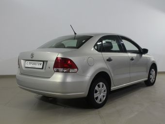 Volkswagen Polo, 1.6 л, МКПП, 2012 фото 5