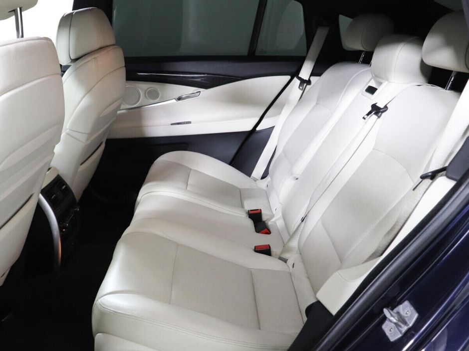 BMW 5 серии, 3.0 л, АТ, 2013 фото 1