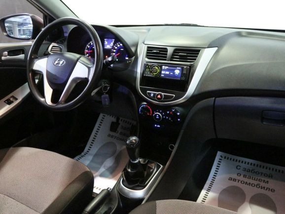 Hyundai Solaris, 1.6 л, МТ, 2012 фото 7