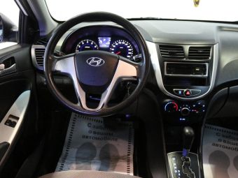 Hyundai Solaris, 1.6 л, АКПП, 2013 фото 2