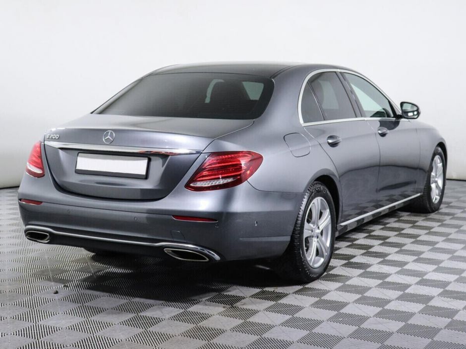 Mercedes-Benz E-Класс, 2.0 л, АТ, 2017 фото 4