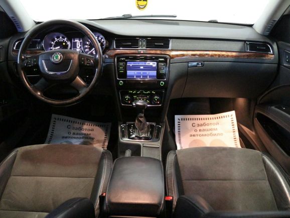 Skoda Superb, 1.8 л, Робот, 2009 фото 2