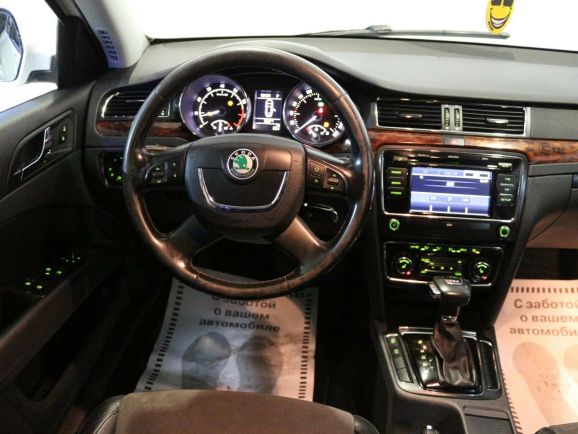 Skoda Superb, 1.8 л, Робот, 2009 фото 1