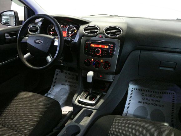 Ford Focus, 1.6 л, АТ, 2010 фото 7