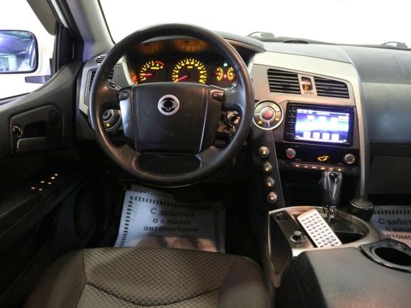 SsangYong Kyron, 2.3 л, АТ, 2014 фото 2