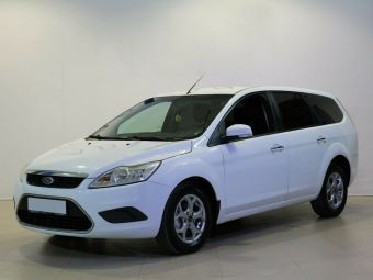 Ford Focus, 1.8 л, МКПП, 2010 фото 3