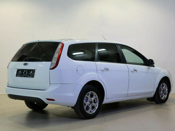 Ford Focus, 1.8 л, МТ, 2010 фото 5