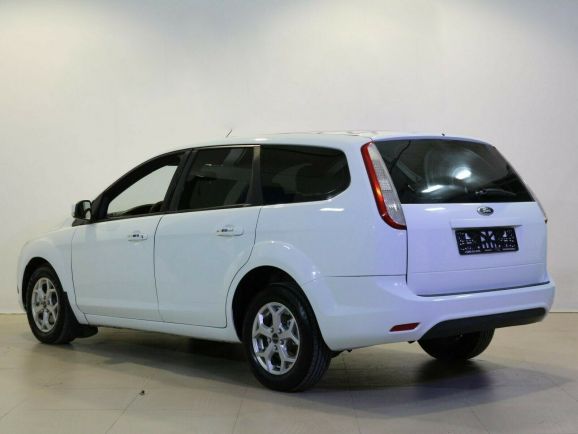 Ford Focus, 1.8 л, МТ, 2010 фото 6