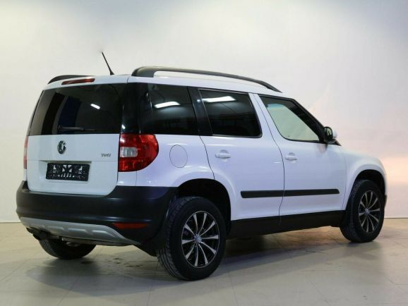 Skoda Yeti, 1.2 л, Робот, 2012 фото 5
