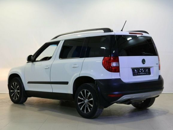 Skoda Yeti, 1.2 л, Робот, 2012 фото 6