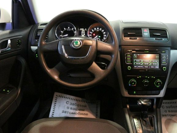 Skoda Yeti, 1.2 л, Робот, 2012 фото 2