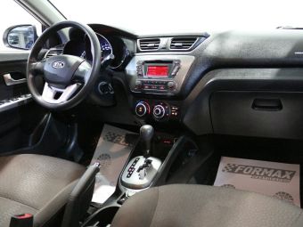 Kia Rio, 1.6 л, АКПП, 2012 фото 2