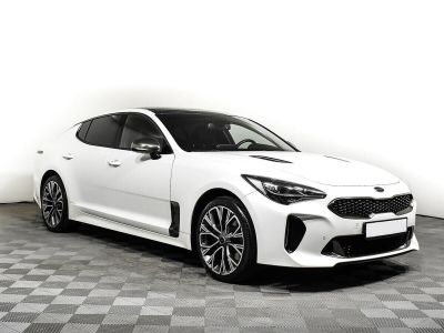 Kia Stinger, 2.0 л, АКПП, 2018 фото 5