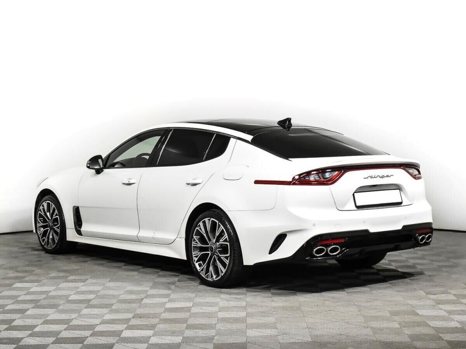 Kia Stinger, 2.0 л, АТ, 2018 фото 6
