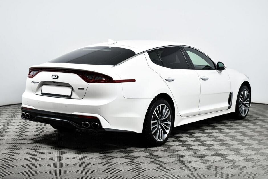 Kia Stinger, 2.0 л, АТ, 2019 фото 4