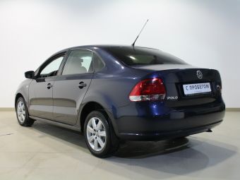 Volkswagen Polo, 1.6 л, МКПП, 2013 фото 6