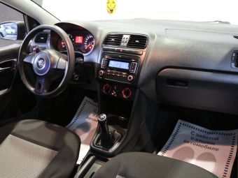 Volkswagen Polo, 1.6 л, МКПП, 2013 фото 7