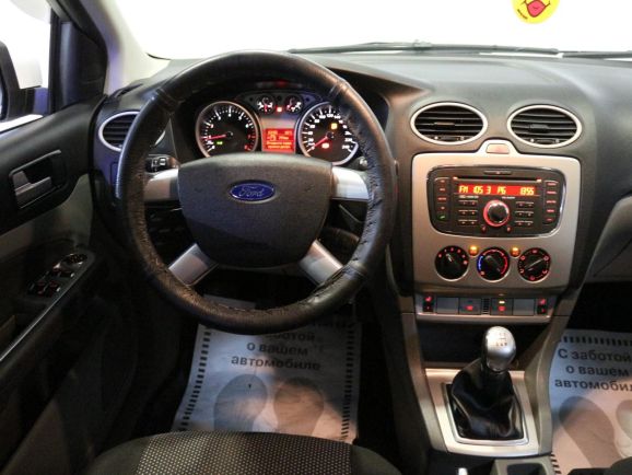 Ford Focus, 1.4 л, МТ, 2010 фото 2