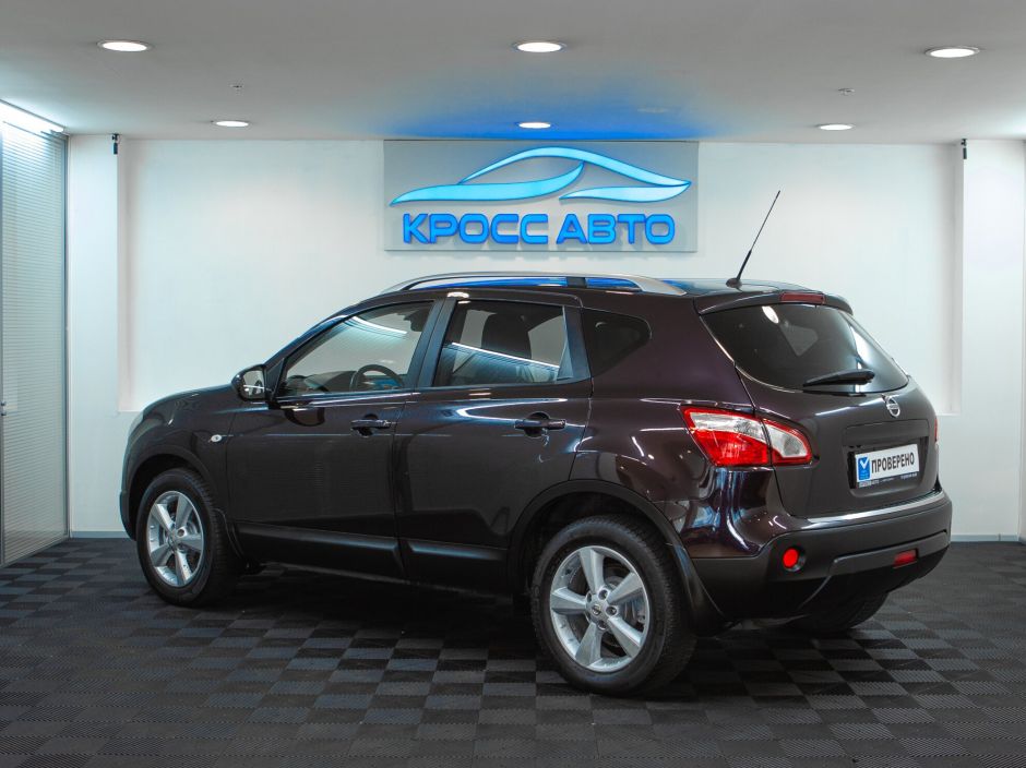 Nissan Qashqai, 2.0 л, Вариатор, 2011 фото 6