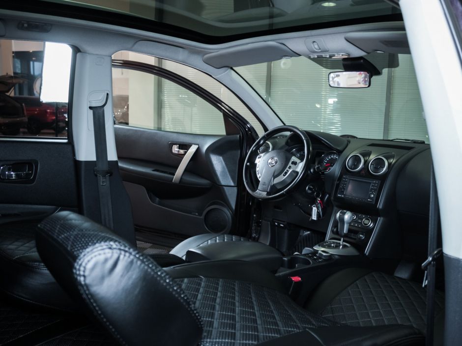 Nissan Qashqai, 2.0 л, Вариатор, 2011 фото 8