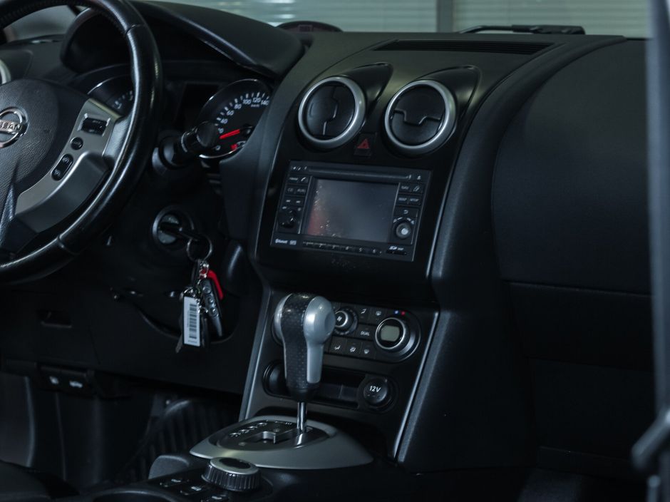 Nissan Qashqai, 2.0 л, Вариатор, 2011 фото 11