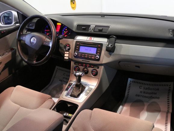 Volkswagen Passat, 2.0 л, Робот, 2007 фото 7